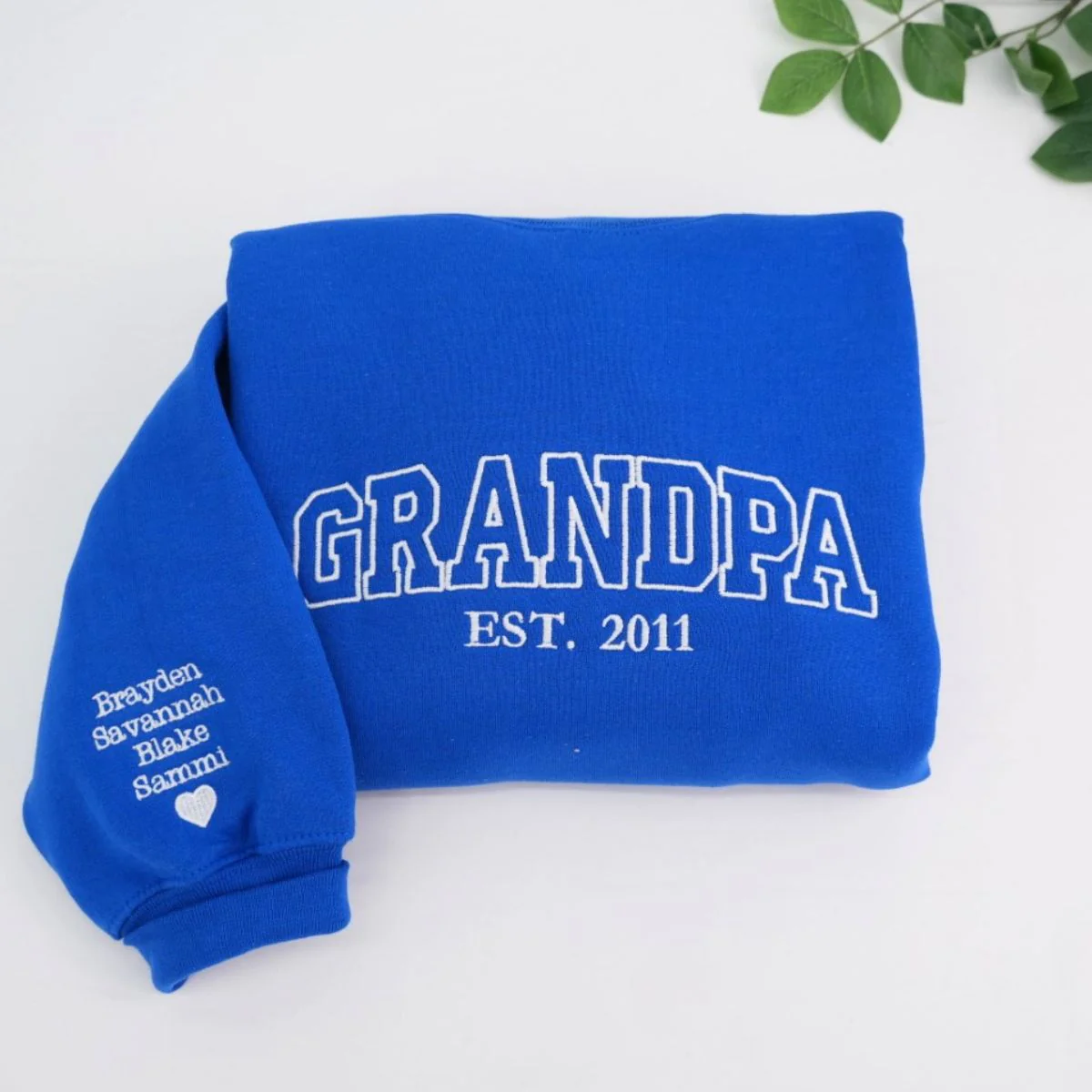 Auntie Custom Sweatshirts - Aunt Embroidered Hoodies with Name - Perfect Family Gift - Image 4