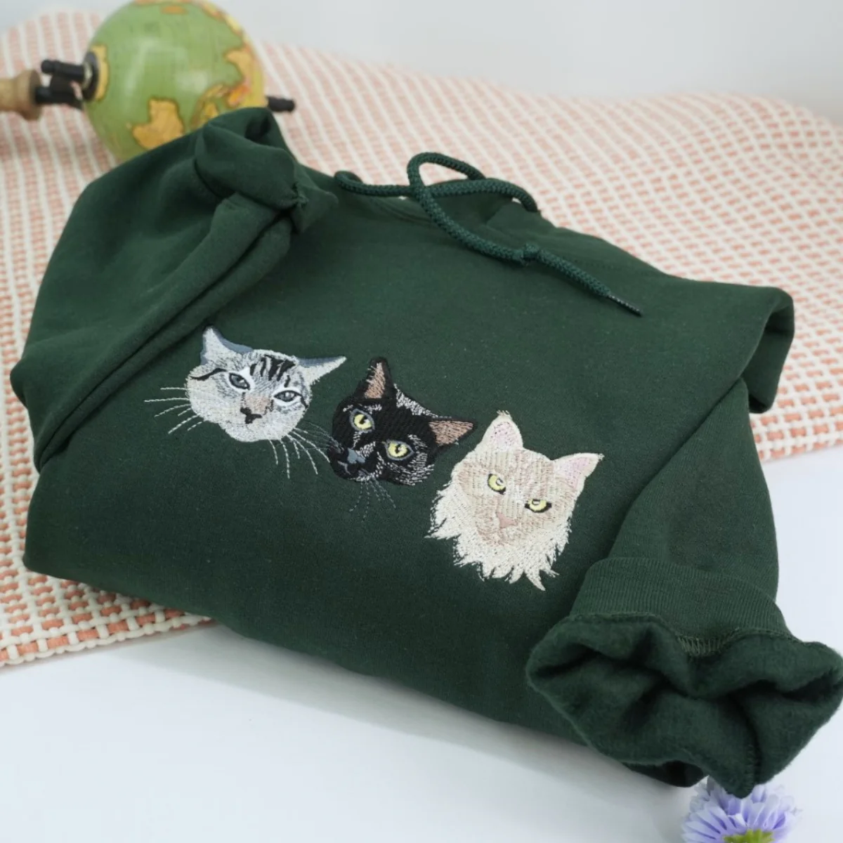 Cats Portrait Hoodies - Multi Pet Face Embroidered Sweatshirts - Custom Cat Family Collection Gift - Image 4