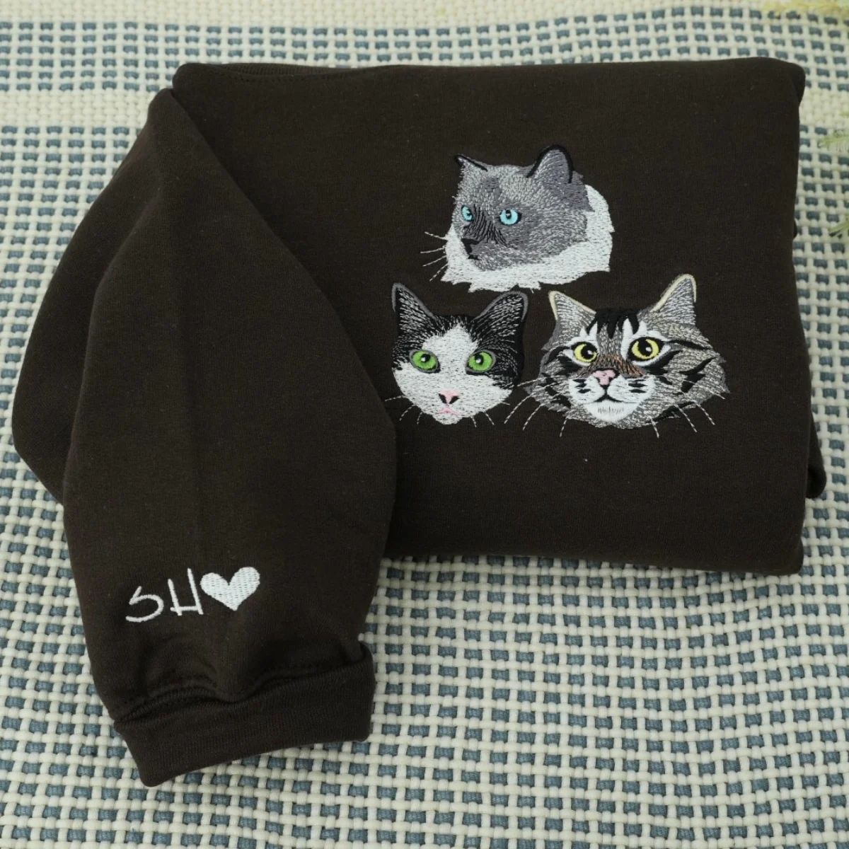 Cats Portrait Hoodies - Multi Pet Face Embroidered Sweatshirts - Custom Cat Family Collection Gift - Image 5