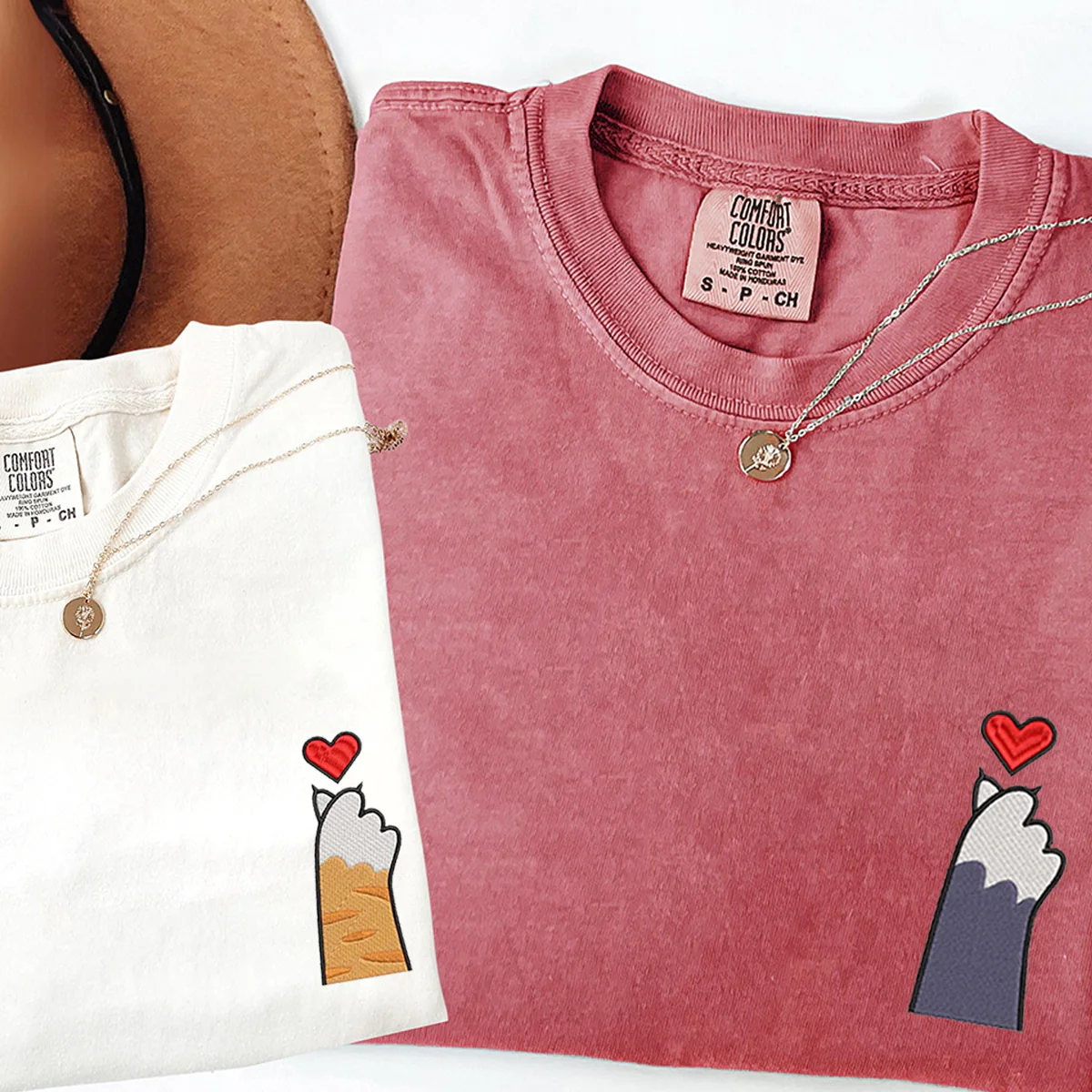 Custom Embroidered Cat Paw Heart Matching T-shirts for Couples - Image 4