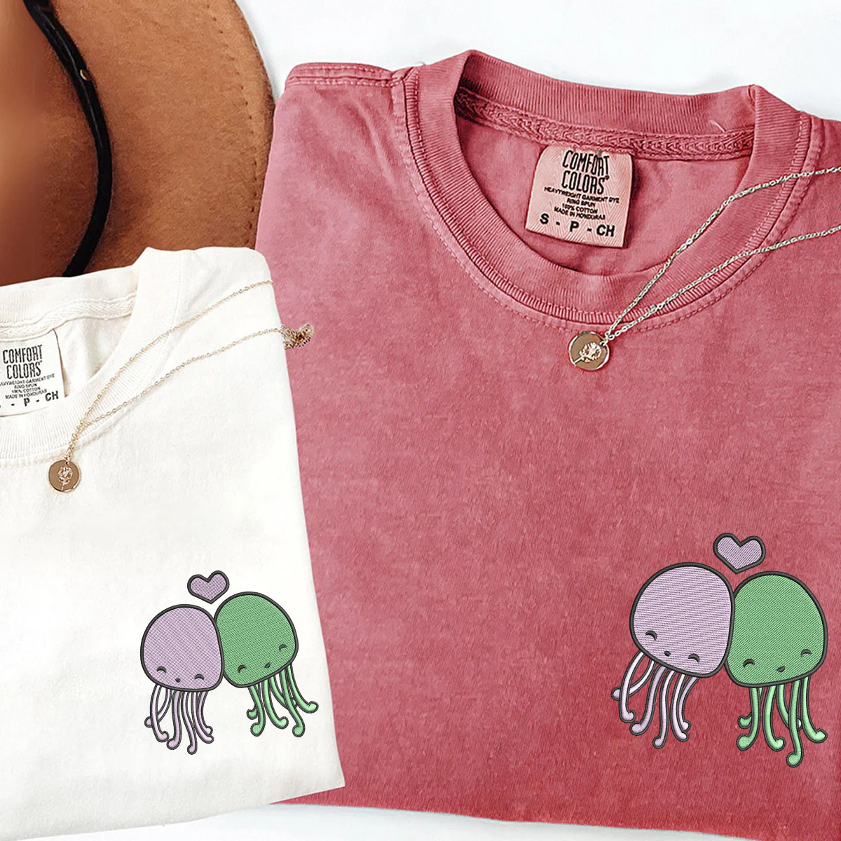 Custom Embroidered Cute Octopus Matching T-shirts for Couples - Image 3