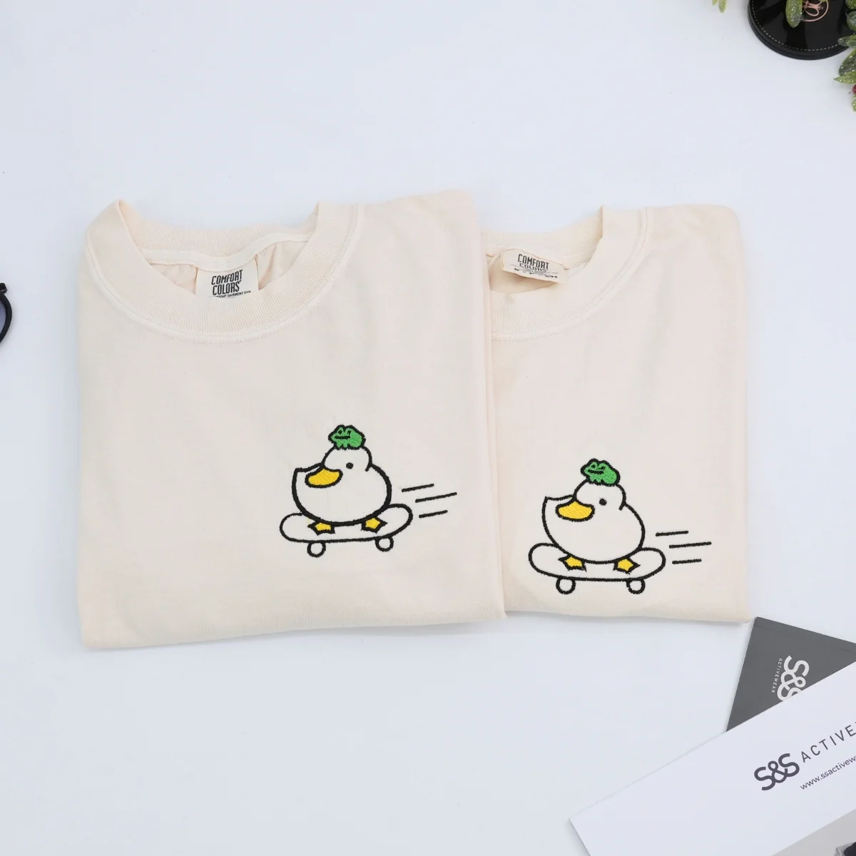 Custom Embroidered Duck and Frog Matching T-shirts for Couples