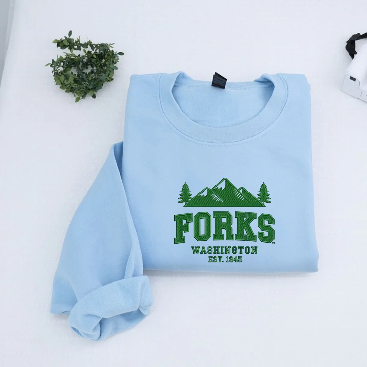 Custom Embroidered Forks, Washington Sweatshirt | Twilight-Inspired Pacific Northwest Hoodie - Image 3