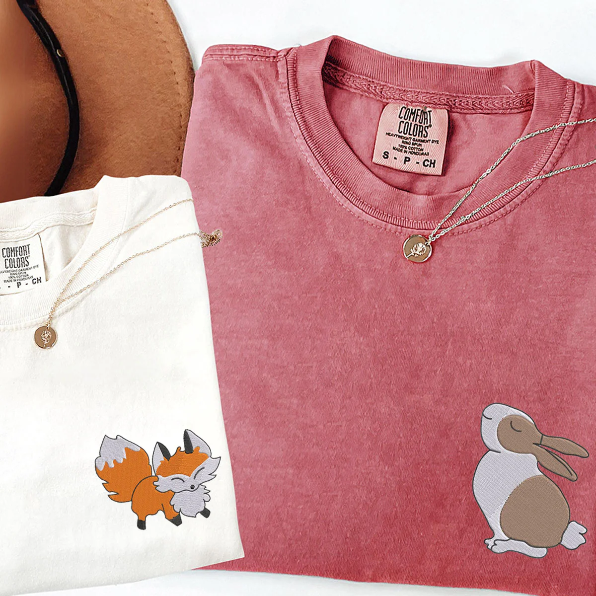 Custom Embroidered Fox and Rabbit Matching T-shirts for Couples - Image 3
