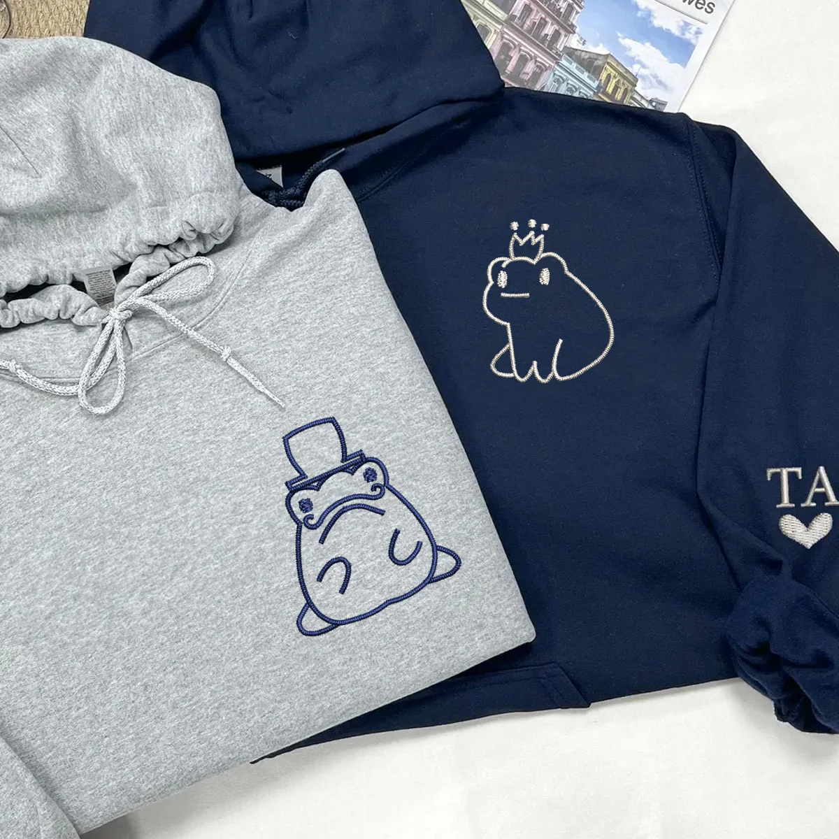 Custom Embroidered Frog King and Queen Matching Hoodies for Couples - Image 3