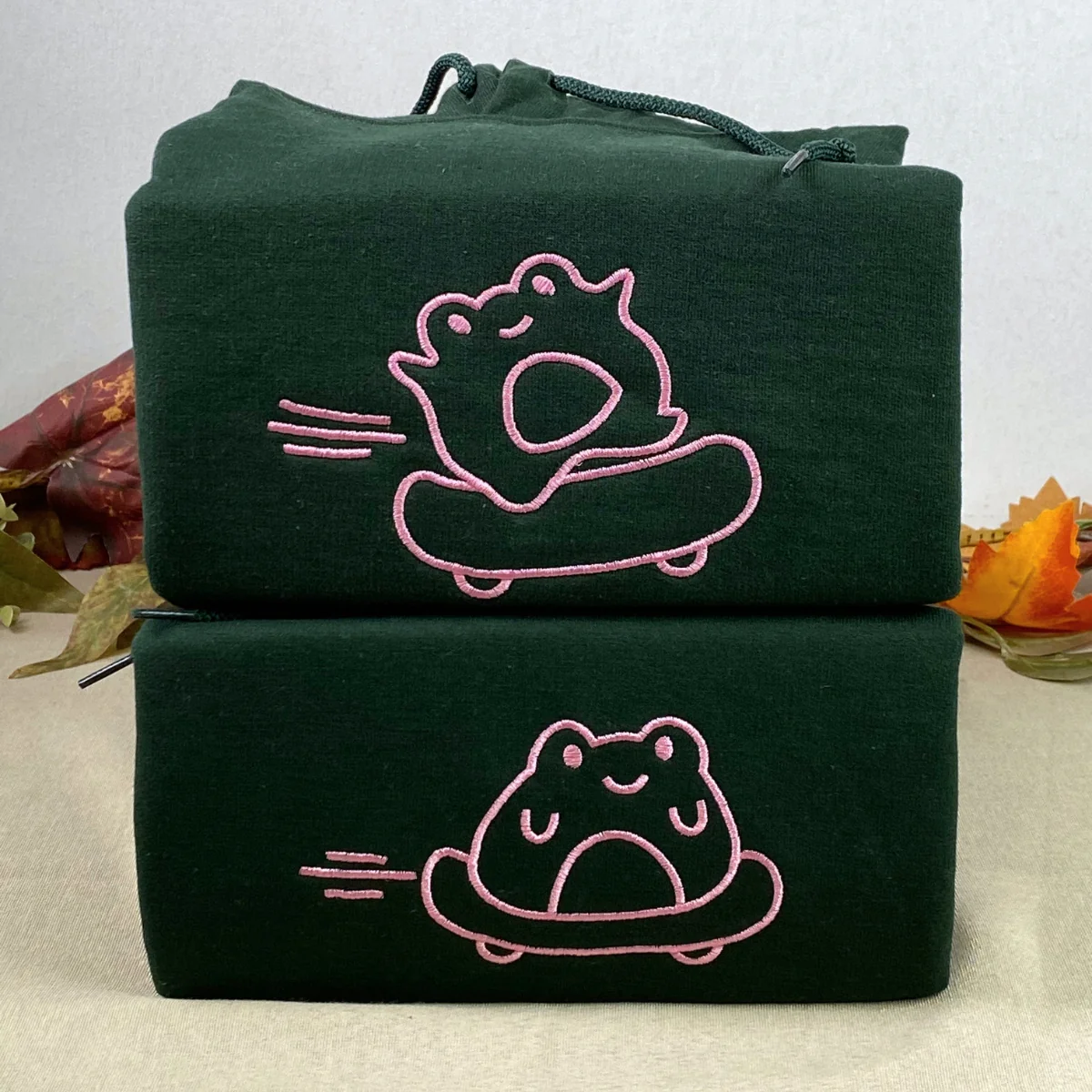 Custom Embroidered Skateboard Frog Matching Hoodies for Couples - Image 2