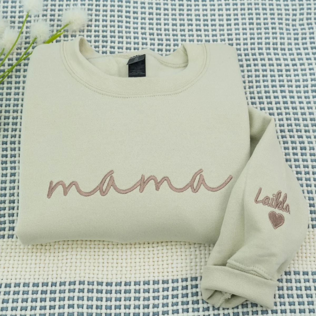Custom Mama Sweatshirts - Script Embroidered Hoodies - Perfect Minimalist Mother Gift - Image 6
