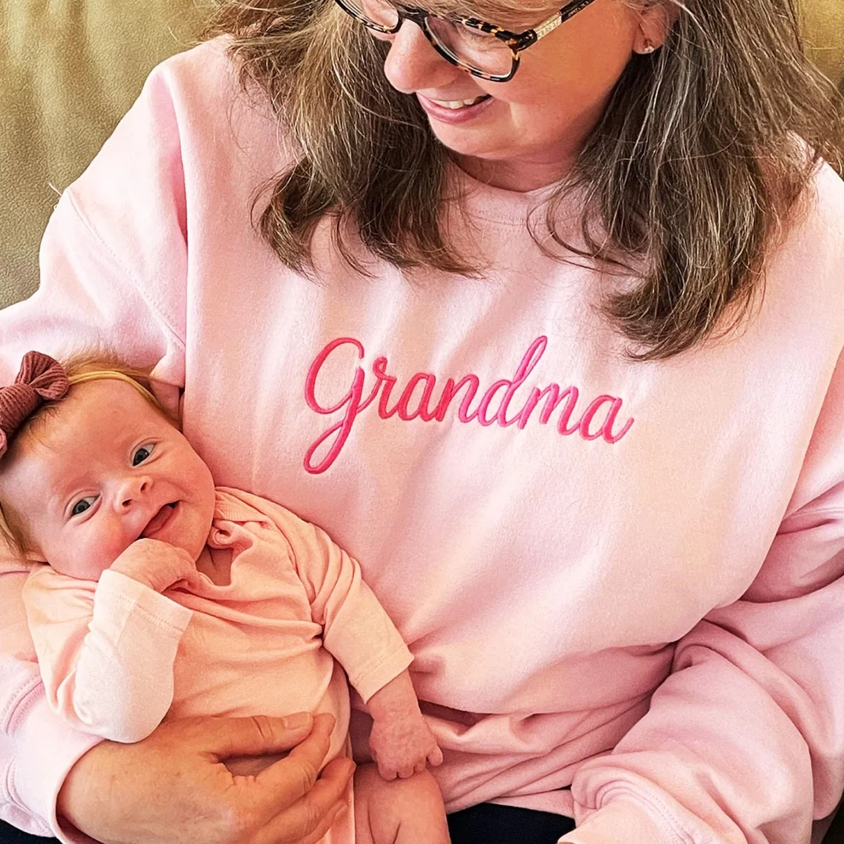 Grandma Christmas Sweatshirts - Personalized Grandchildren Names Crew Neck - Perfect Holiday Gift - Image 7