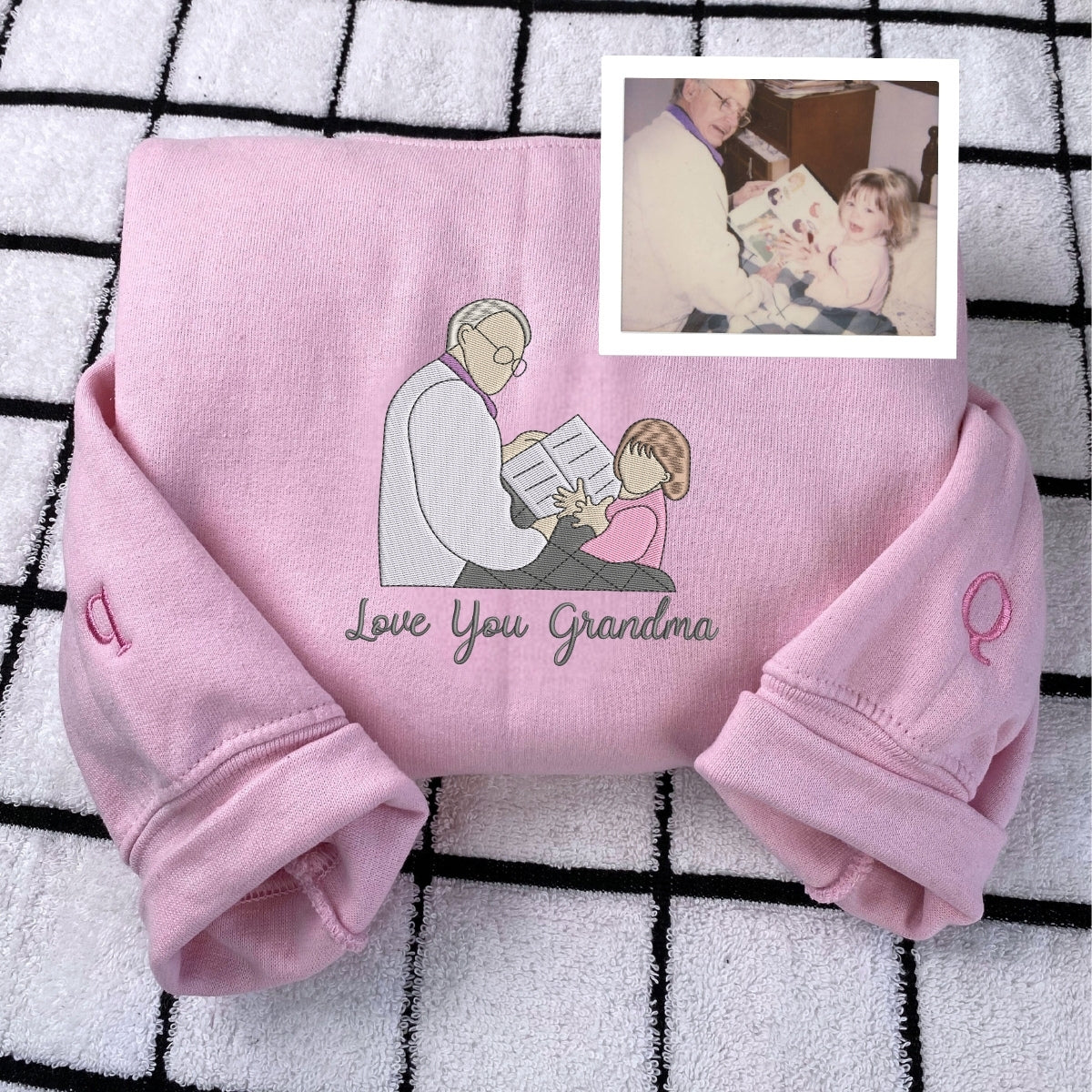 Grandma Custom Portrait Hoodies - Family Photo Embroidered Sweatshirts - Perfect Grandmother Gift" - Image 4