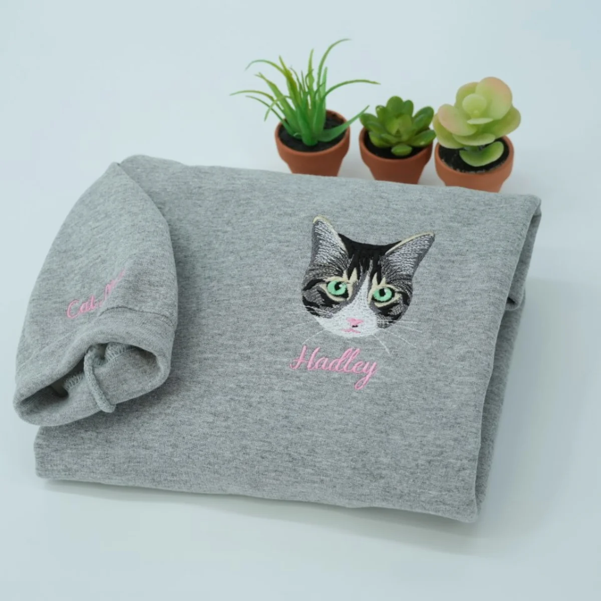Pet Memorial Custom Hoodies - Cat Angel Wings Embroidered Sweatshirts - Rainbow Bridge Tribute Gift - Image 8